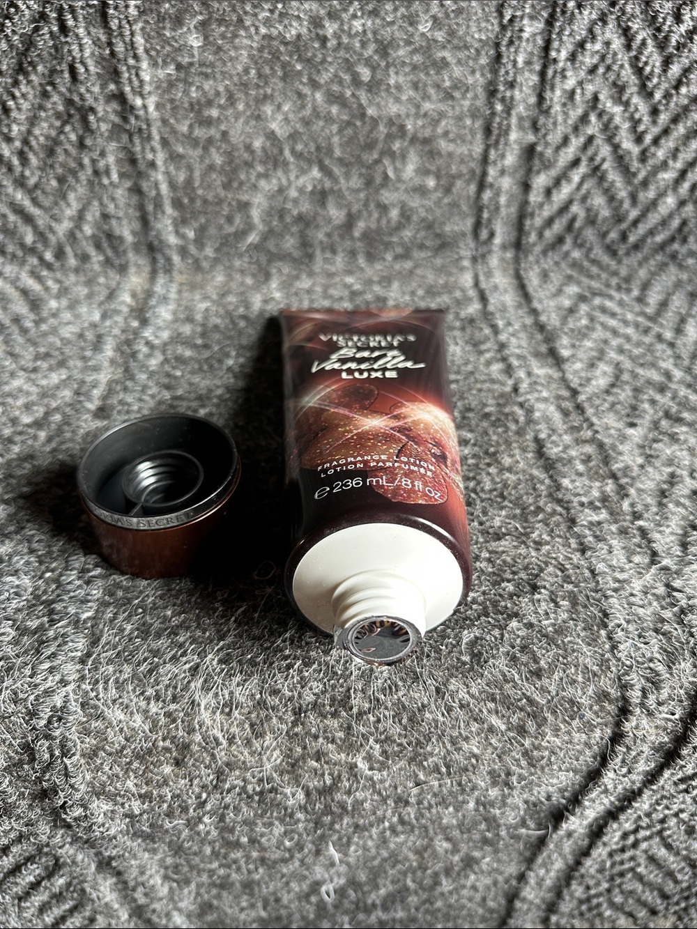 Victoria’s Secret Bare Vanilla Luxe Body Lotion - Picture 7 of 7